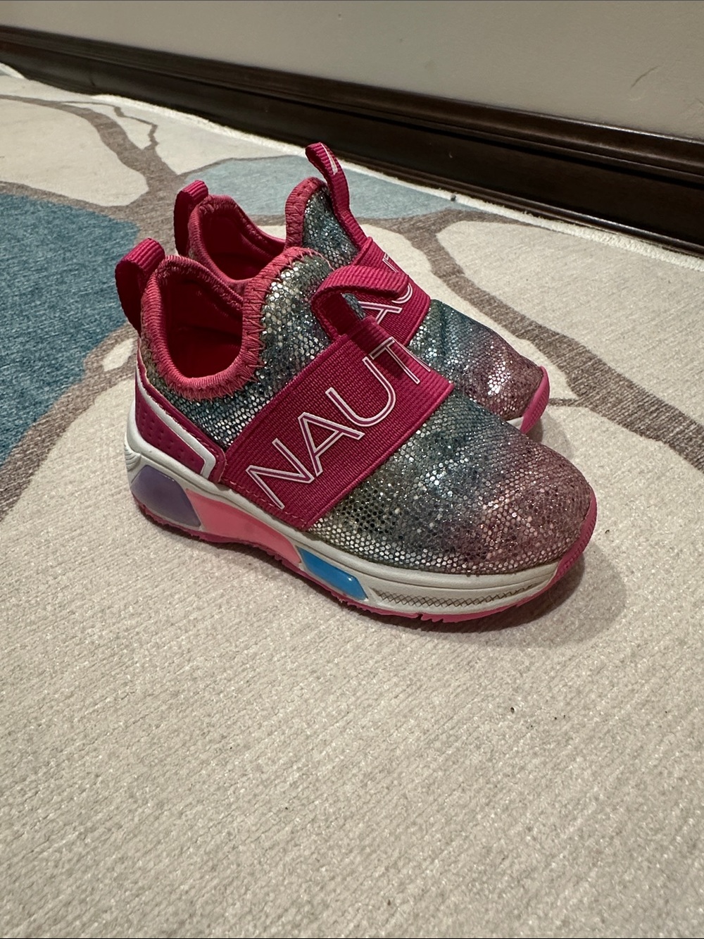 Nautica LIGHT UP 💖 Toddler Glitter Slip-On Shoes Sneakers Sparkle 5C